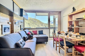Résidence Home Club - Studio 4 personnes à Tignes proche des pistes et des commerces dans le quartier du Lavachet. Charmant studio avec vue sur le lac MAE-1782
